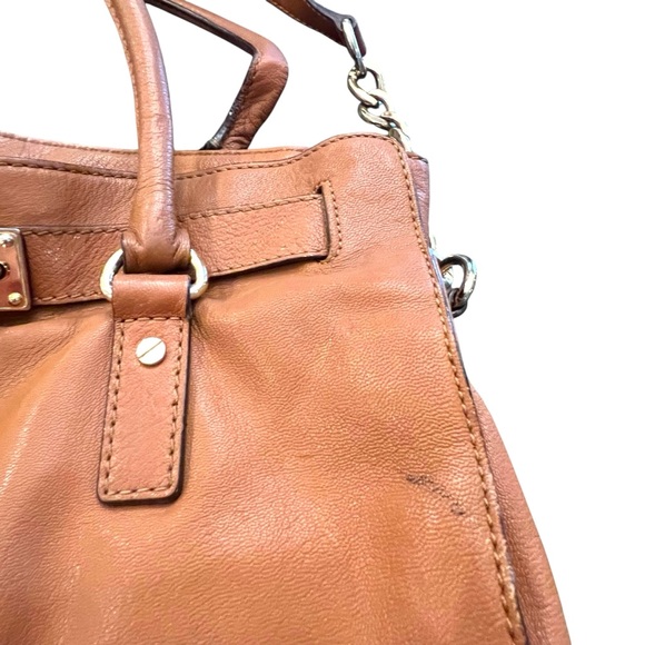 Michael Kors Hamilton Large Brown Leather Handbag Gold Logo Lock Chains Classic - Picture 5 of 15